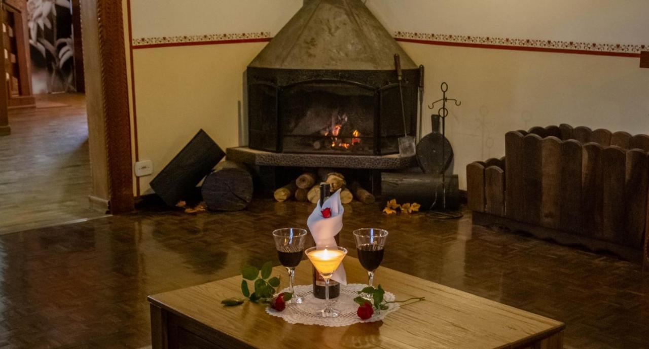 Hotel Tirol เตรเซชิเลียส ภายนอก รูปภาพ