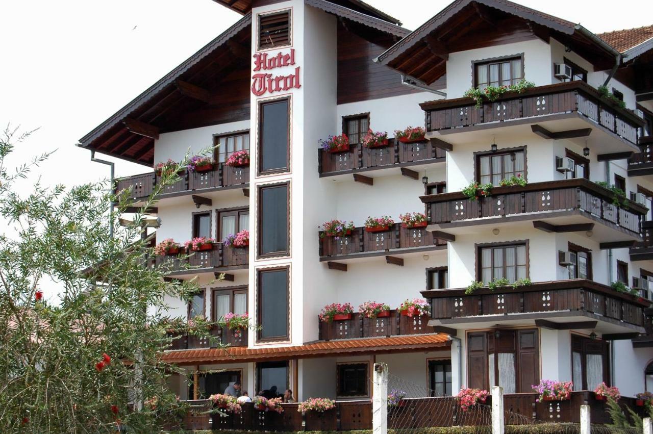 Hotel Tirol เตรเซชิเลียส ภายนอก รูปภาพ